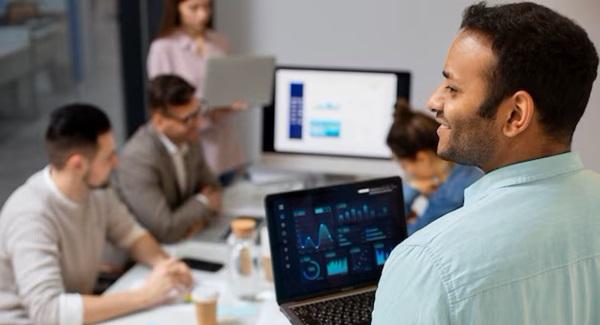 Accelerating Success - The Power of Outsourcing Sales for Startups